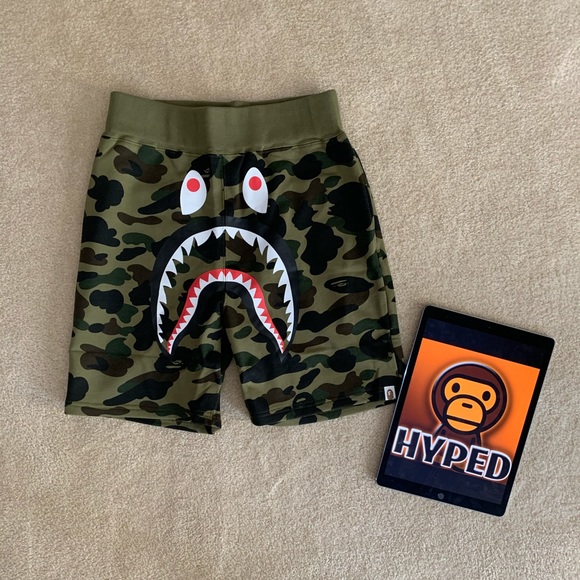 Bape Other - Bape / A Bathing Ape Green Shark Size Small